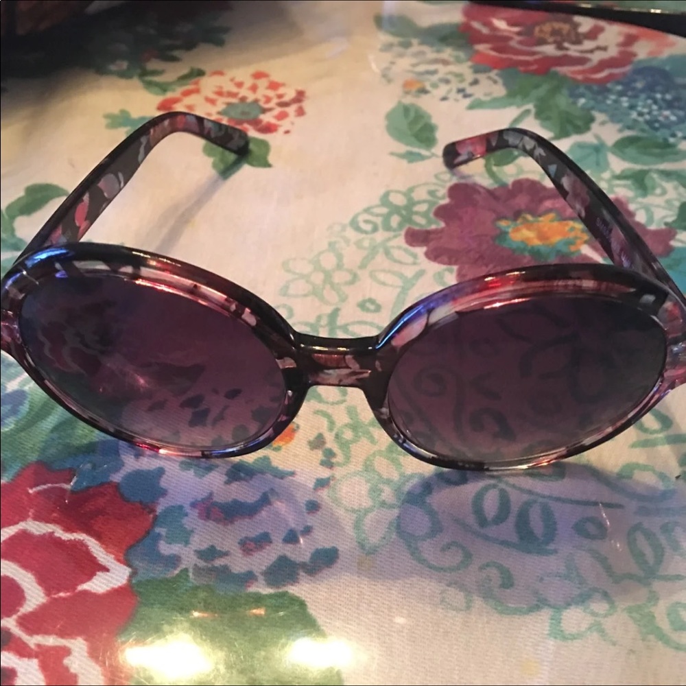Steve Madden Sunglasses